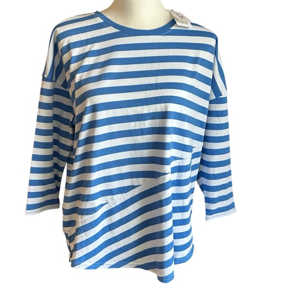Vineyard Vines Top NWT Women's Small Tide Blue & White Pieced Striped Deluxe Tee - Picture 1 of 10